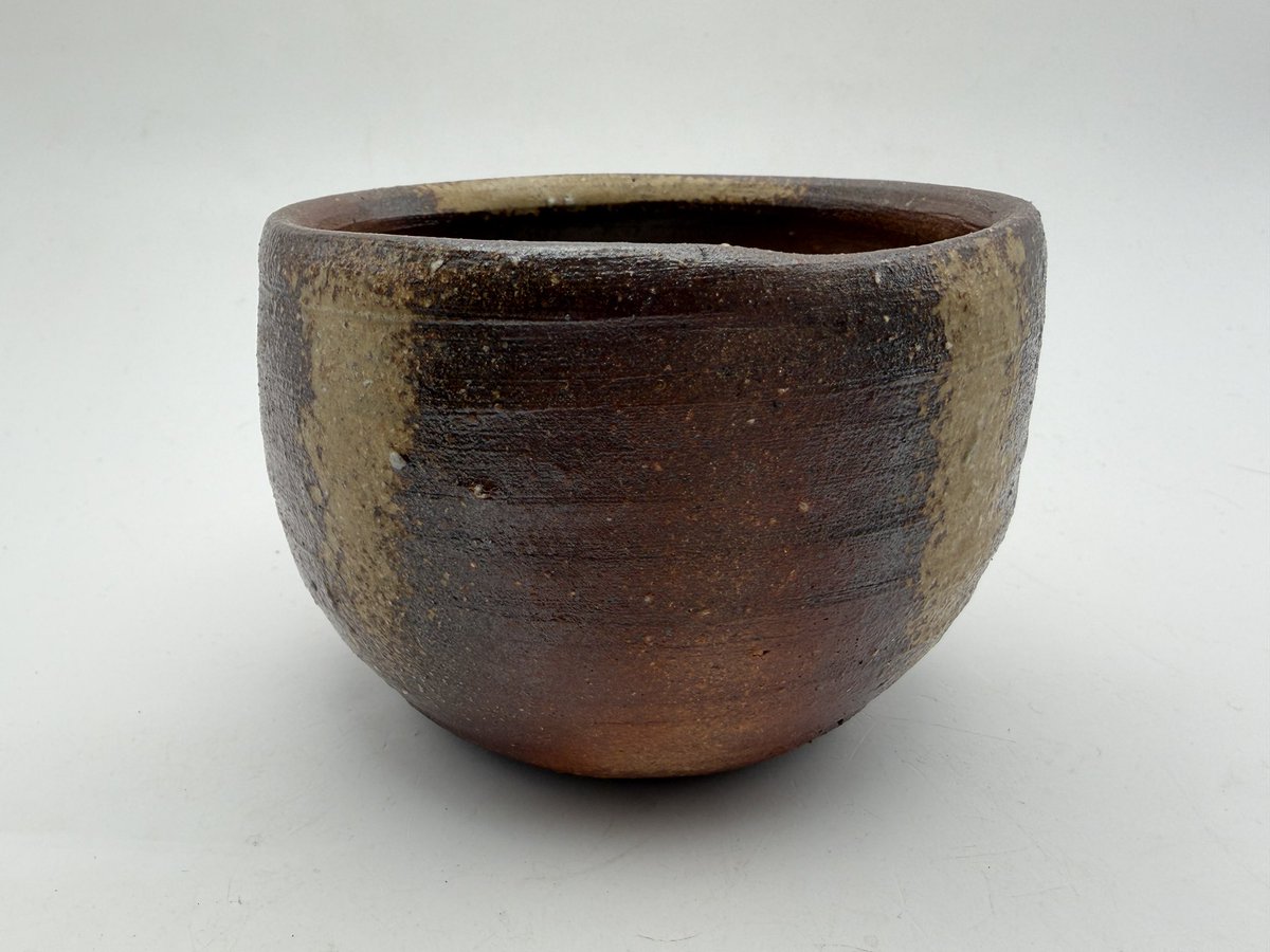 shingo997's tweet image. 【焼締餌皿】信楽焼餌皿/信楽焼水皿(中サイズ深め) ペット皿 creema.jp/item/20296239/…

#焼締餌皿 #備前焼餌皿 #信楽焼餌皿 #ペット皿 #焼締め #備前焼 #信楽焼 #無釉 #犬皿 #猫皿 #犬のいる暮らし #犬のいる生活  #犬好きと繋がりたい