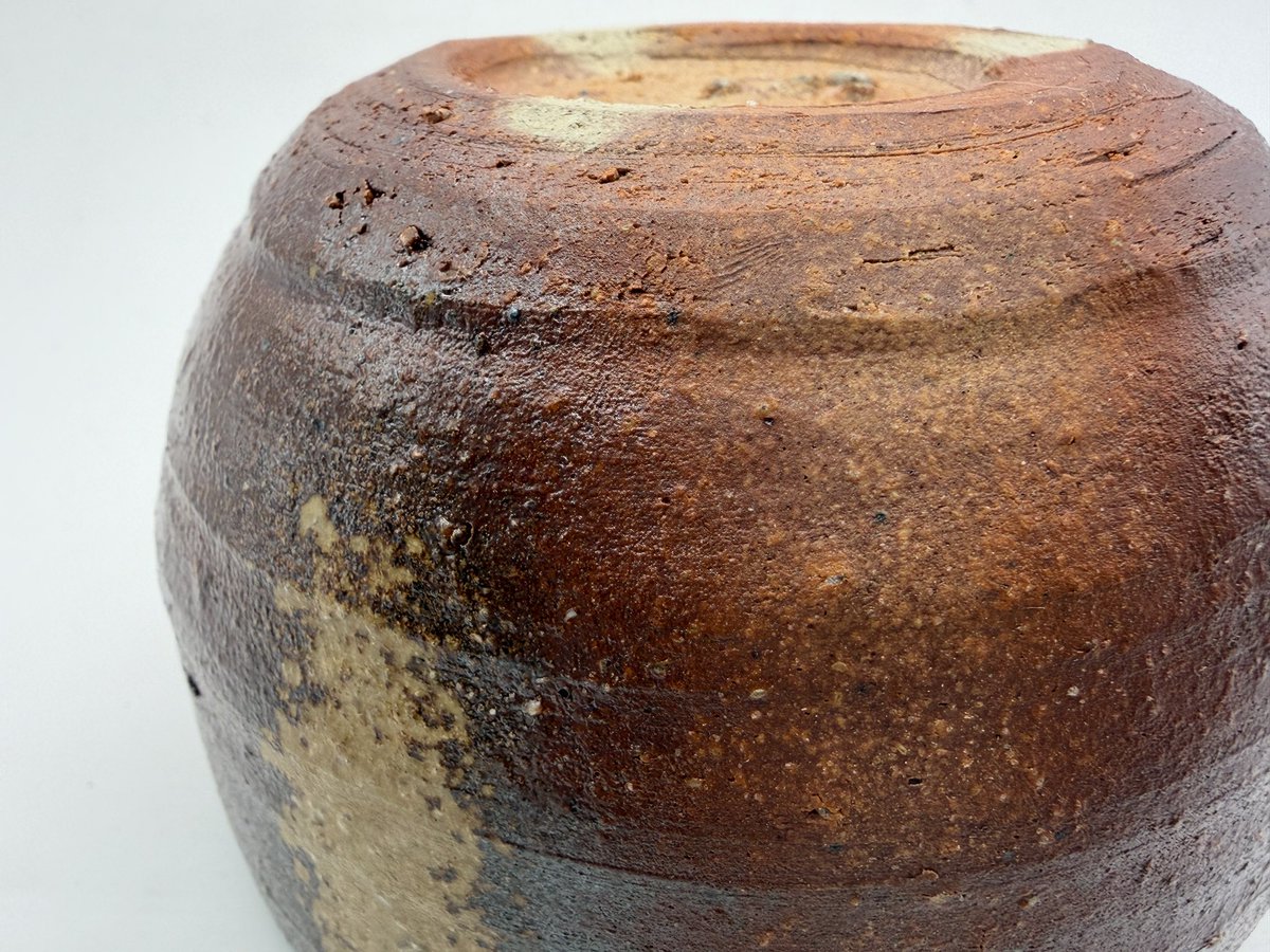 shingo997's tweet image. 【焼締餌皿】信楽焼餌皿/信楽焼水皿(中サイズ深め) ペット皿 creema.jp/item/20296239/…

#焼締餌皿 #備前焼餌皿 #信楽焼餌皿 #ペット皿 #焼締め #備前焼 #信楽焼 #無釉 #犬皿 #猫皿 #犬のいる暮らし #犬のいる生活  #犬好きと繋がりたい