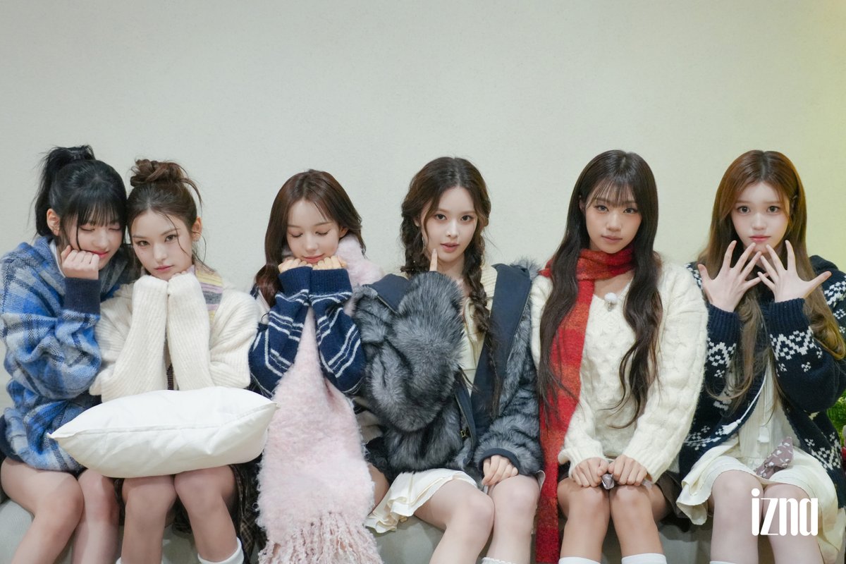 [To. naya🎁]

izna ‘SOULMATE’ Special Photo 

🔗 artist.mnetplus.world/main/stg/izna/…

#izna #이즈나
#naya #나야