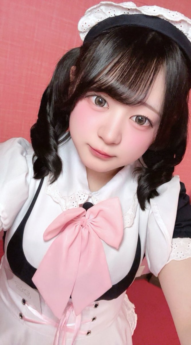 ご主人様お嬢様こんばんは！ みこです⛩️🕊️ 本日ハピネス制服に