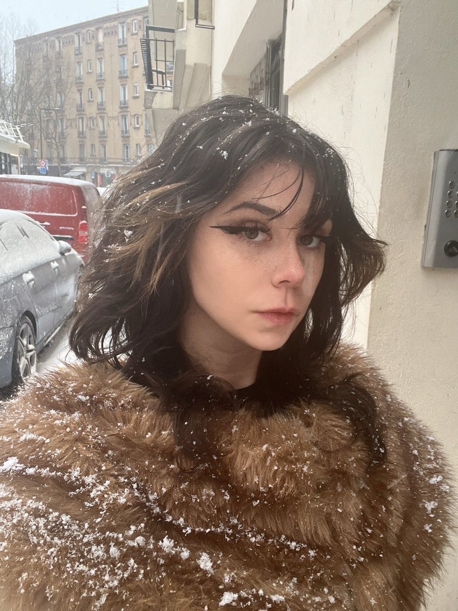 𝐊𝐢𝐳𝐚𝐦𝐢 🐈‍⬛ tweet media