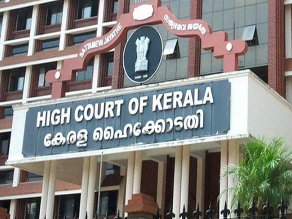 ani_digital's tweet image. Kerala HC satisfied with SIT probe into Sabarimala gold theft, extends time by six weeks

Read @ANI Story | 
aninews.in/news/national/…

#KeralaHC #SabarimalaGoldTheft #SIT