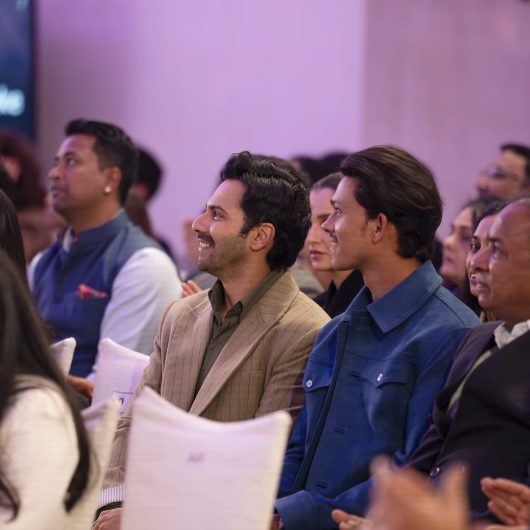 Varun Dhawan tweet media