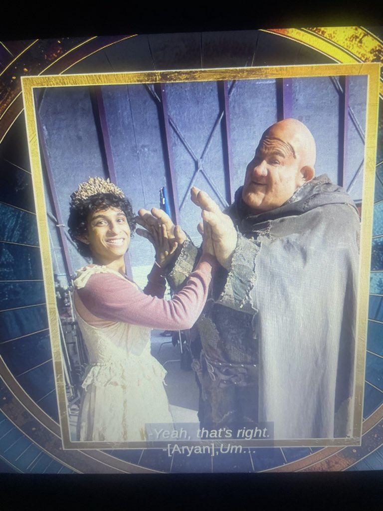 dancenomore_xx's tweet photo. I love this show and the cast so much https://t.co/DczJb2vkyY