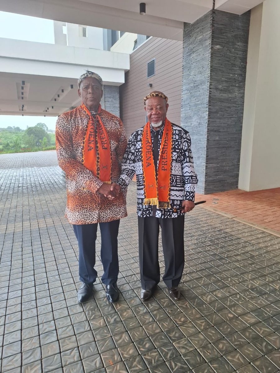 As we reflect: Contralesa leadership @ President Mokwena and Gulukhulu Mathebula. Pharephare and Peter Mokaba would be proud. ⁦<a href="/Enghumbhini/">Mbhazima Shilowa</a>⁩ ⁦<a href="/ProfTinyiko/">Tinyiko Maluleke</a>⁩ ⁦<a href="/SABCinLimpopo/">#SABCLimpopo</a>⁩ ⁦<a href="/POWER987News/">POWER987News</a>⁩ ⁦<a href="/ConnyMikateko/">Connizer</a>⁩ ⁦<a href="/FebePotgieter/">Fébé Potgieter 🇿🇦</a>⁩ <a href="/thabo/">THABO-MUSIC</a>
