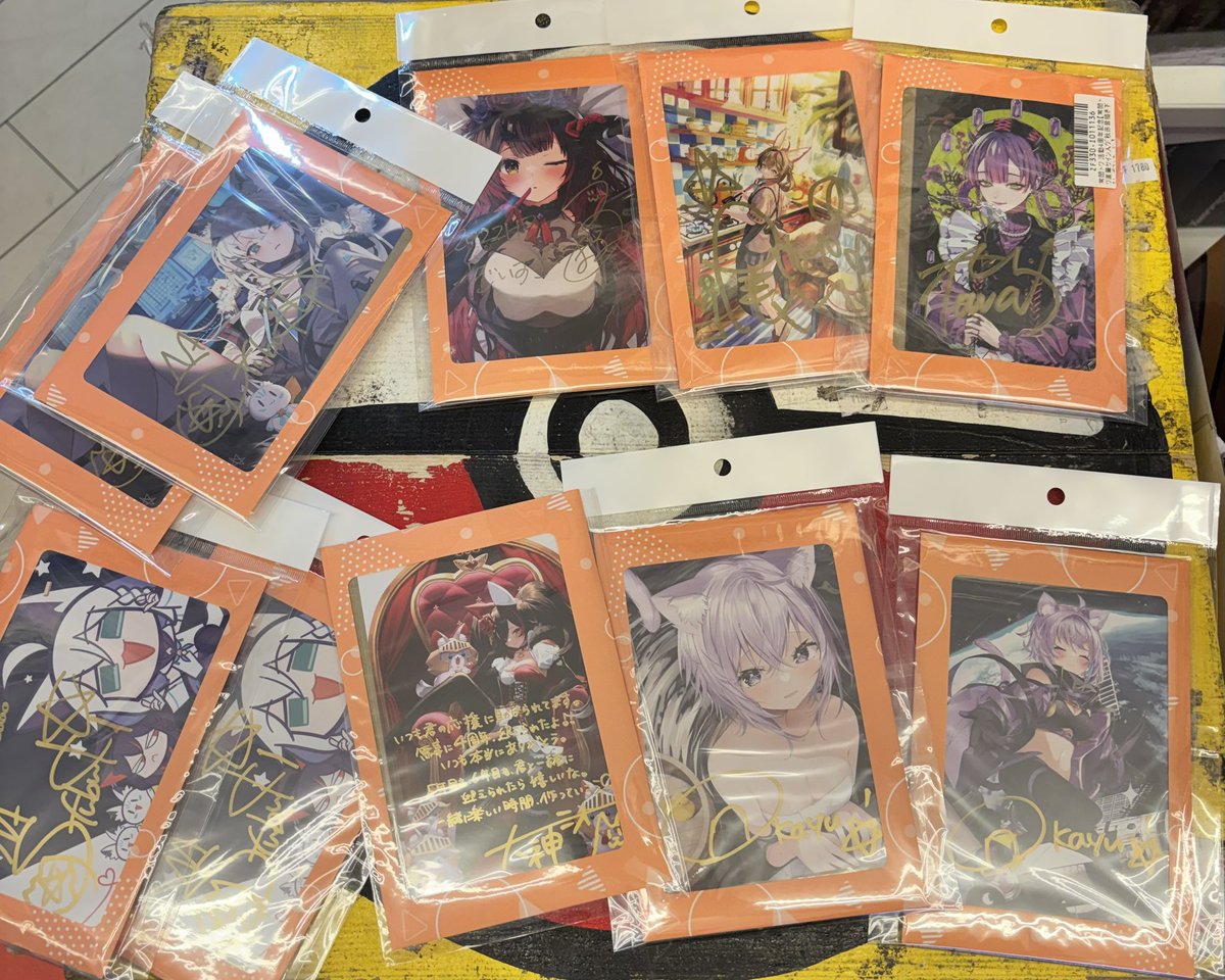 ホロライブ ポストカード 直筆セット ホロライブコーナー情報] ホロライブ担当です〜 たくさんの直筆サイン