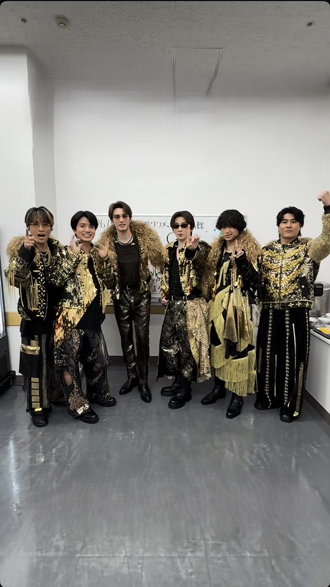 この瞬間から、物語が動き出す✨ SixTONES LIVE TOUR 2026