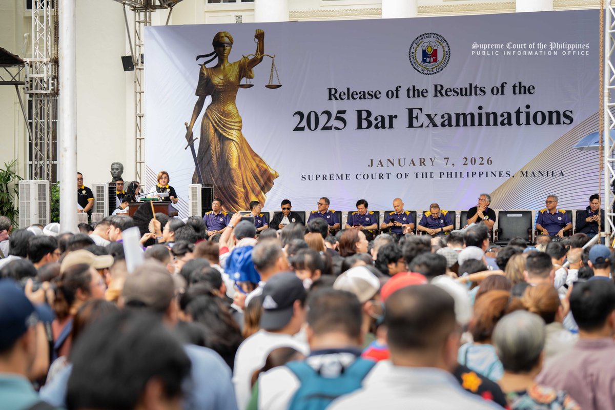 SCPh_PIO's tweet photo. A total of 5,594 out of 11,420 examinees passed the #Bar2025, for a passing rate of 48.98%, as announced by Supreme Court (SC) Associate Justice Amy C. Lazaro-Javier, Chairperson of the 2025 Bar Examinations, during the release of the results at the SC Courtyard in Manila earlier.

Jhenroniel Rhey Timola Sanchez, a graduate of the University of the Philippines, topped the 2025 Bar Examinations, with a rating of 92.70%.

The oath-taking and roll signing ceremonies of successful Bar examinees will be held on February 6, 2026 at the Philippine Arena.

The examinations were held on September 7, 10, and 14, 2025 in 14 local testing centers across the country.

Read the full text of the Press Briefer at https://t.co/LQoyTDma93.

#AMYingForExcellence
#AJustBar
#HaveFaith
#SupremeCourtPH