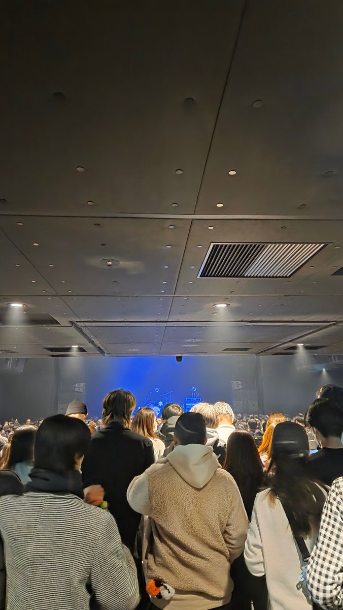 Natusemi's tweet image. ひさしぶりにライブハウスのわちゃわちゃした感じ

#羊文学