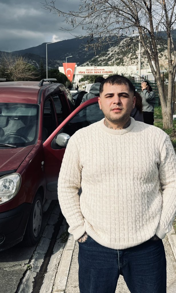 İlker abimin kayda değer tüm kardeşlerine dostlarına çokça selamı var.

KARA GÜN KARARIP KALMAZ,SABIR