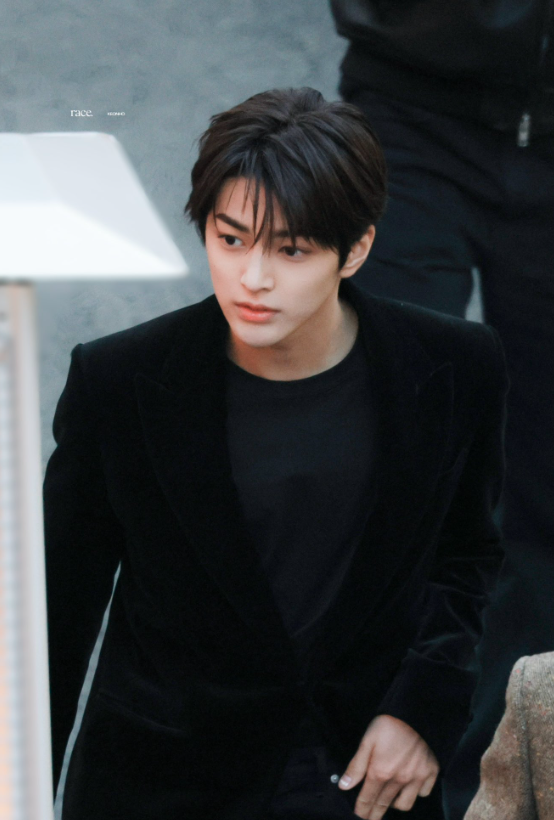 About Music tweet media