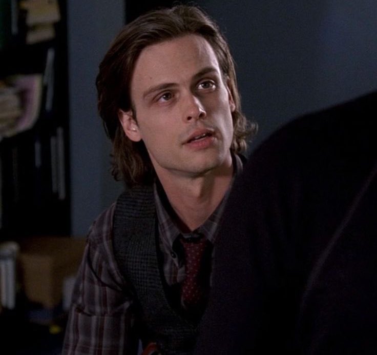 this is vampire!spencer btw.