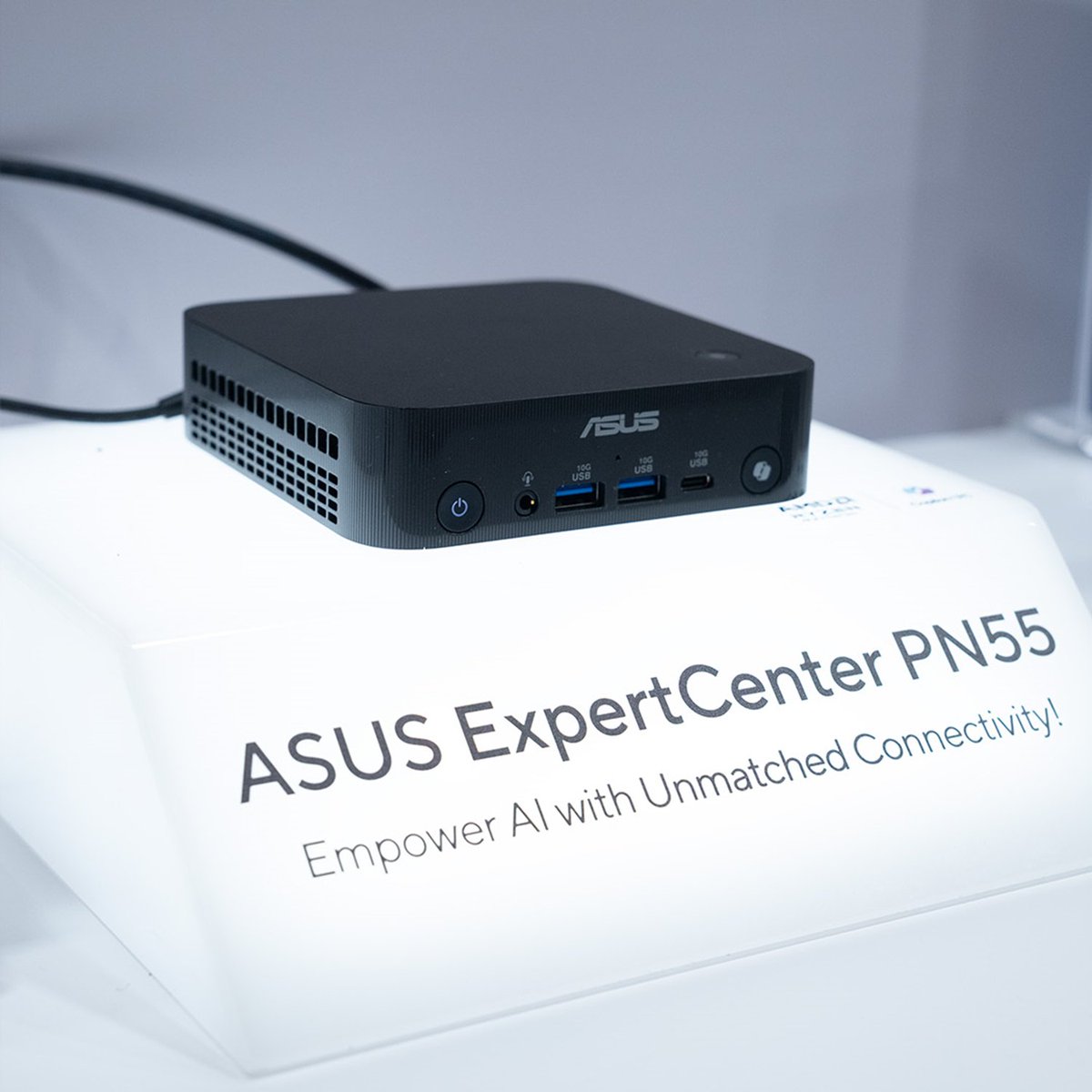 ASUS's tweet photo. The compact powerhouses ready to keep up with modern demands. Meet the #ASUSNUC 16 Pro, powered by Intel® Core™ Ultra X9 Series 3, and the #ASUSExpertCenter PN55, our @AMD Ryzen AI 400 Series device, both built to be more space efficient and powerful.
@intel #ASUS #NUC #CES2026 https://t.co/q5IF3l9uOx
