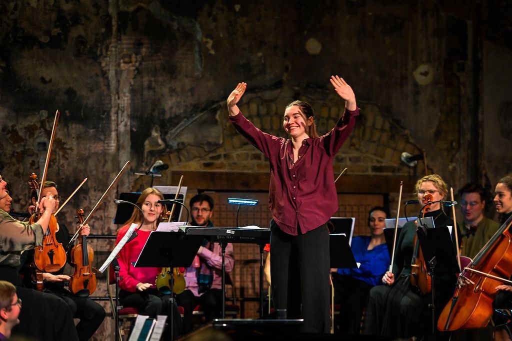 Alternative Classical tweet media