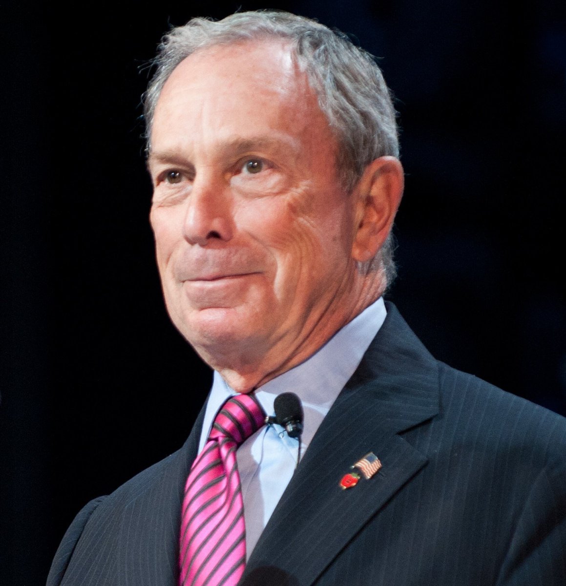 💰 Top 10 Richest People in Finance & Investments: 1. 🇺🇸 Warren Buffett:  $147B 2. 🇺🇸 Michael Bloomberg: $109B 3. 🇨🇦 Changpeng Zhao: $79B 4. 🇺🇸 Thomas  Peterffy: $78B 5. 🇺🇸 Jeff