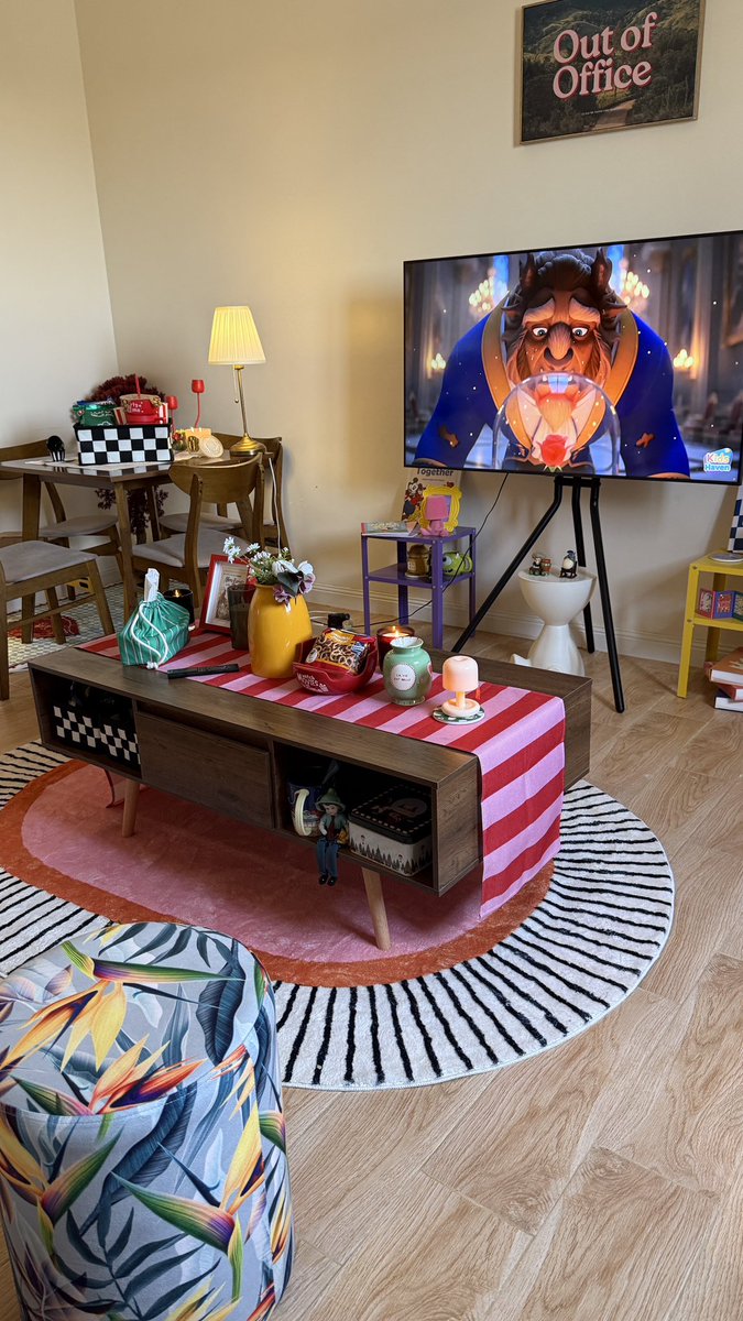 llnenaa's tweet image. التغيرات في صالتي باقي مستمرة