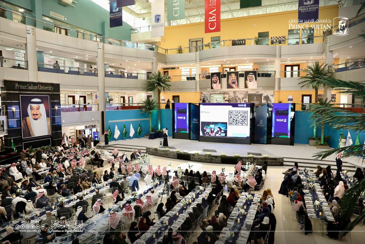 PSU_RUH's tweet photo. #يحدث_الآن

#جامعة_الأمير_سلطان تحتفي بمنسوبيها المتميزين في حفل التكريم السنوي للعام الأكاديمي 2024–2025؛ تقديرًا لجهودهم النوعية، وإنجازاتهم الرائدة على المستويين المحلي والدولي، وذلك بحضور رئيس الجامعة د. أحمد اليماني وقيادات الجامعة. https://t.co/WozBl2Oows