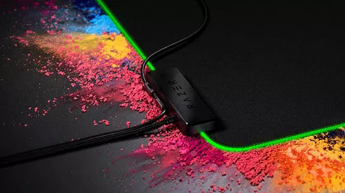 TopAchat's tweet image. ⚡ #VenteFlash 
➡ Razer Goliathus Chroma
🔥 29.99 € !

topachat.com/pages/detail2_…

➡ 55 x 255 mm
➡ Souple
➡ Revêtement lisse