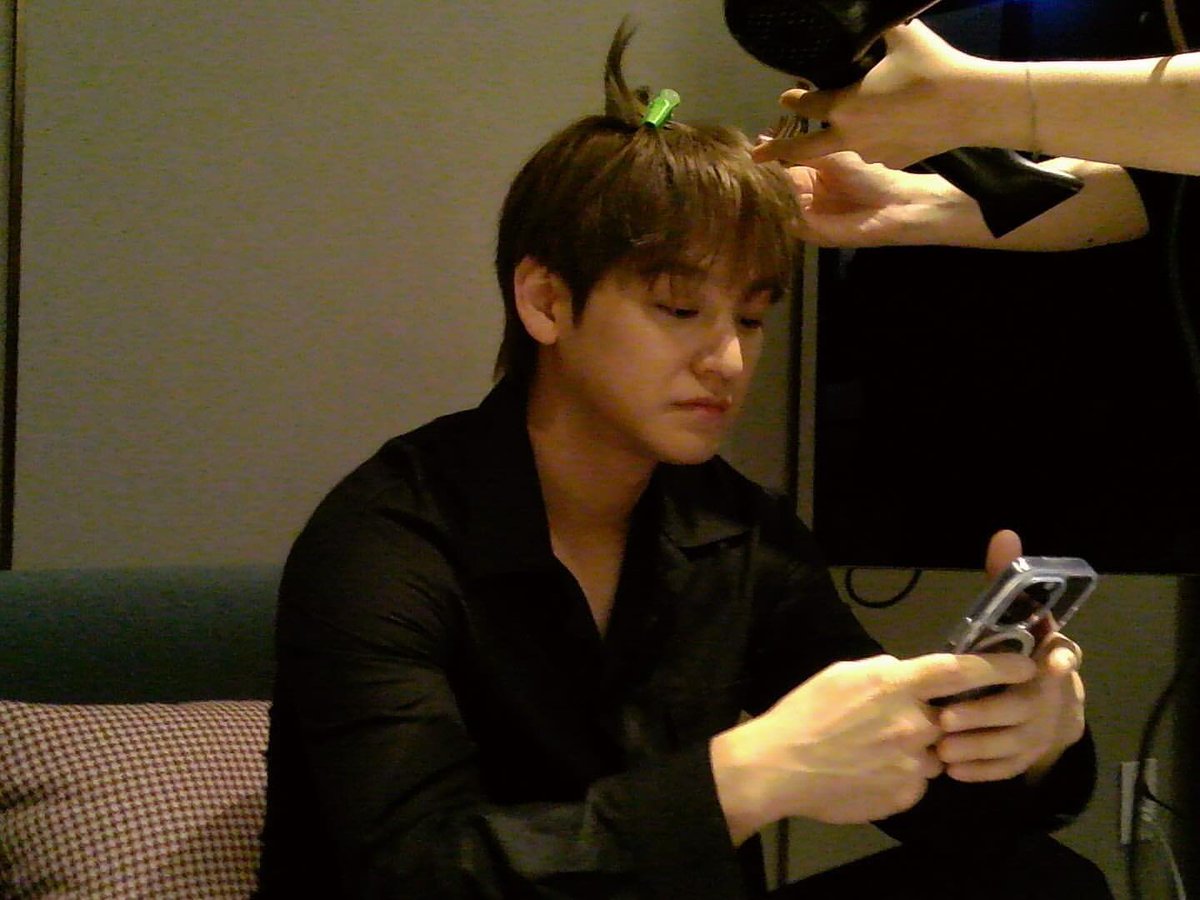 유므또 tweet media