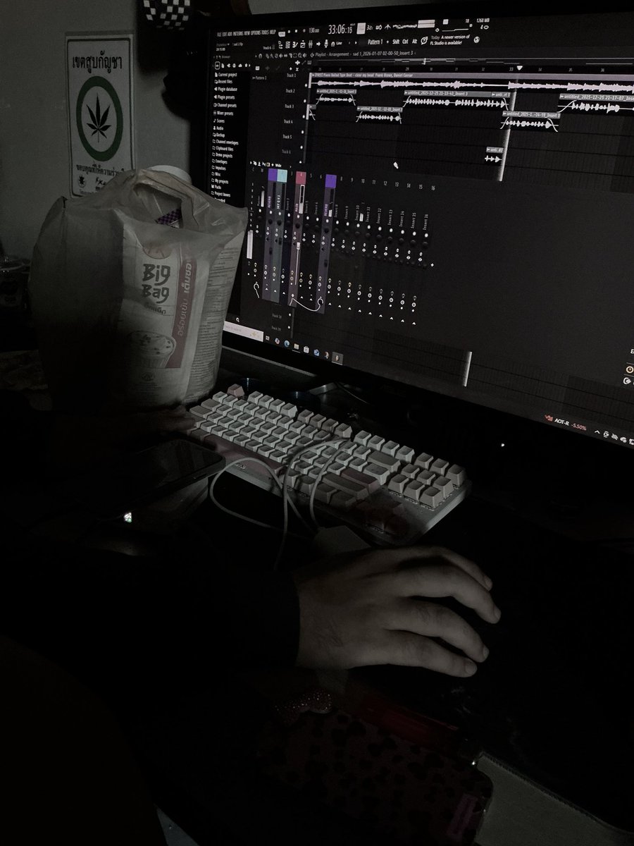 ci9rett's tweet image. 