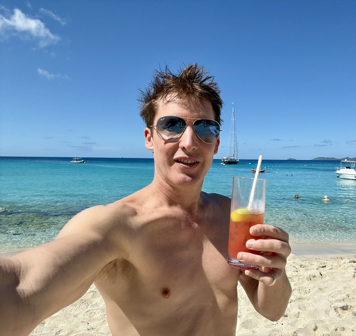 JamesBlunt's tweet image. When you’re still drinking Bloody Mary’s on the 6th Jan…