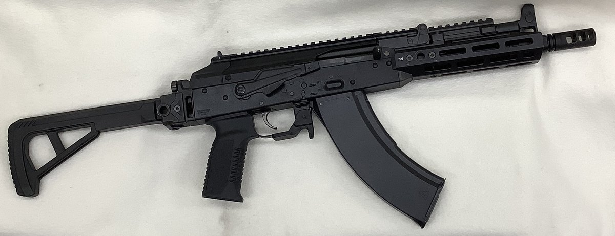 先日ご案内させて頂きました東京マルイ ガスブローバックマシンガンAKX