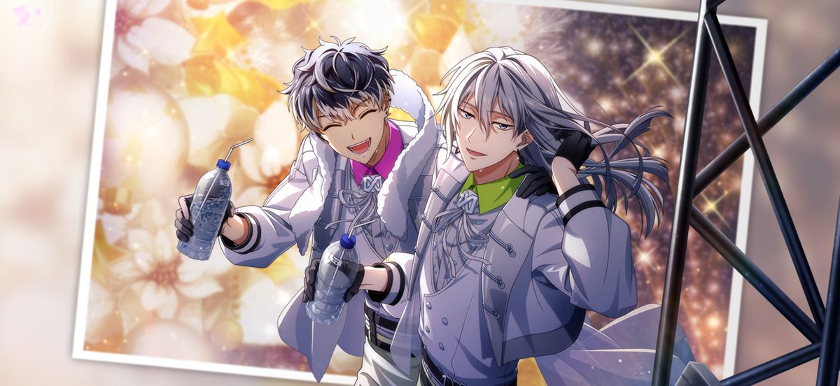 むつみページ Root mimi》アクリルスタンド | PLATINUM PIXEL