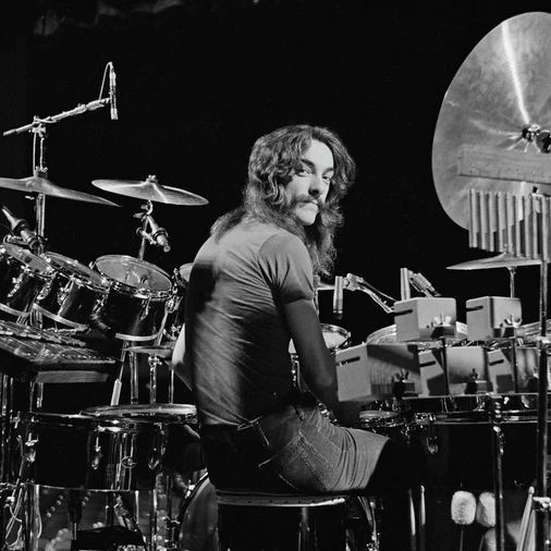 On this day in 2020, Neil Peart died.
Born in Hamilton in 1952, he was the drummer and primary lyricist for Rush. He was known as The Professor for his technical proficiency. He also wrote seven non-fiction books, three steampunk novels and two fantasy novellas.

📸 Fin Costello