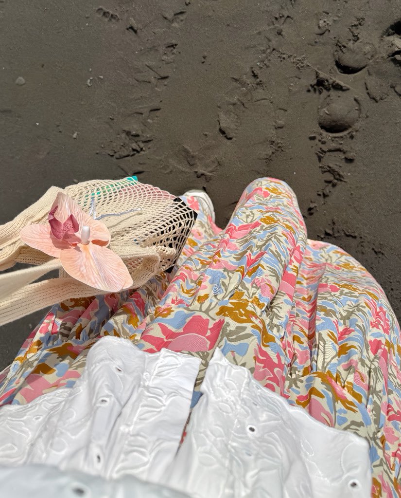 seiajee's tweet image. pretty outfit i found on shopee 
🌸🧃🌼🍒