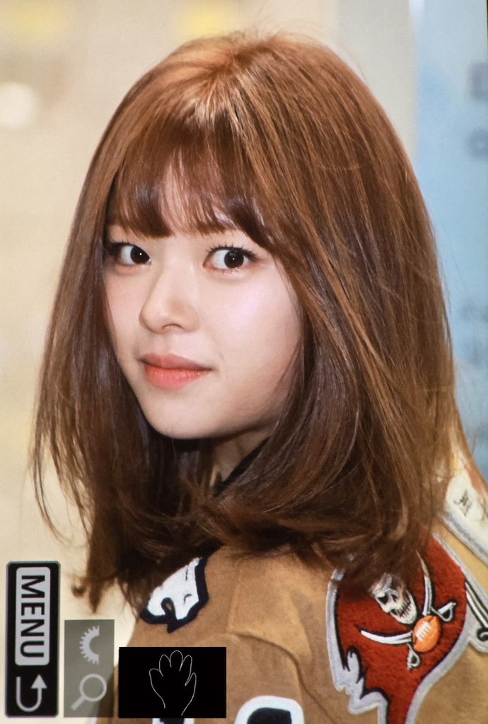 tzujuliee's tweet image. OMG JEONGYEON ?!??