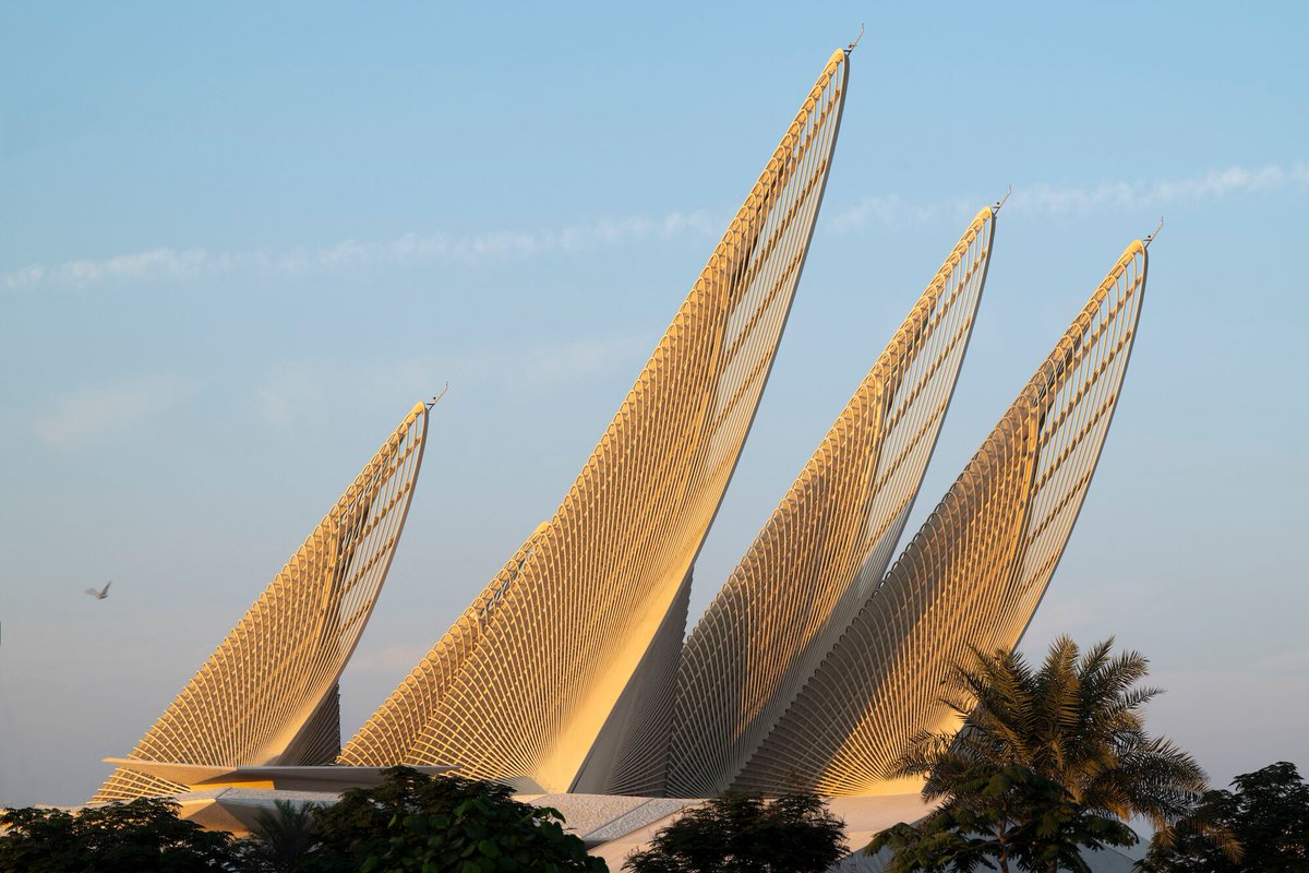 Archello's tweet photo. Designed by Foster + Partners, Zayed National Museum uses lightweight steel wind towers, earth-sheltered massing, and tunable glazing to moderate desert heat naturally.
https://t.co/fK5SxZ60sJ
#PassiveCooling #DesertArchitecture #HighPerformanceEnvelope https://t.co/Vl1vRsdfqX