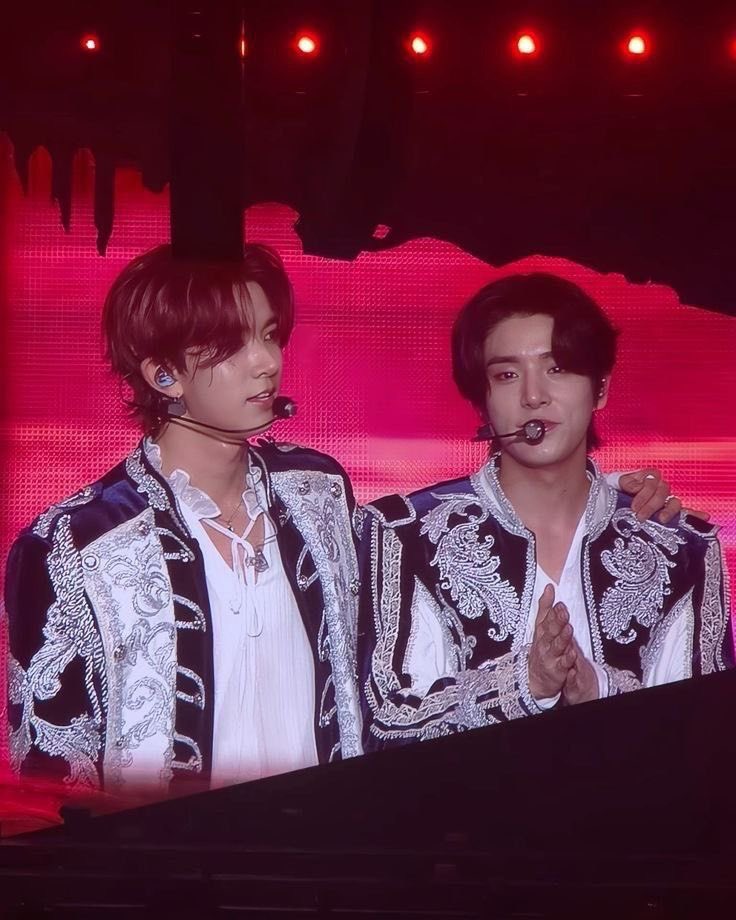 HSNGLOUVRE's tweet image. 