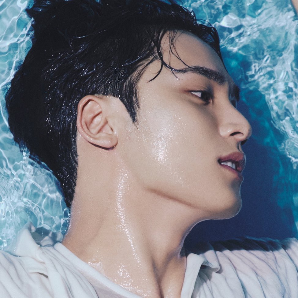 HAPPEE92's tweet image. 그 언젠가 만났던 인어를 잊지못한 남자