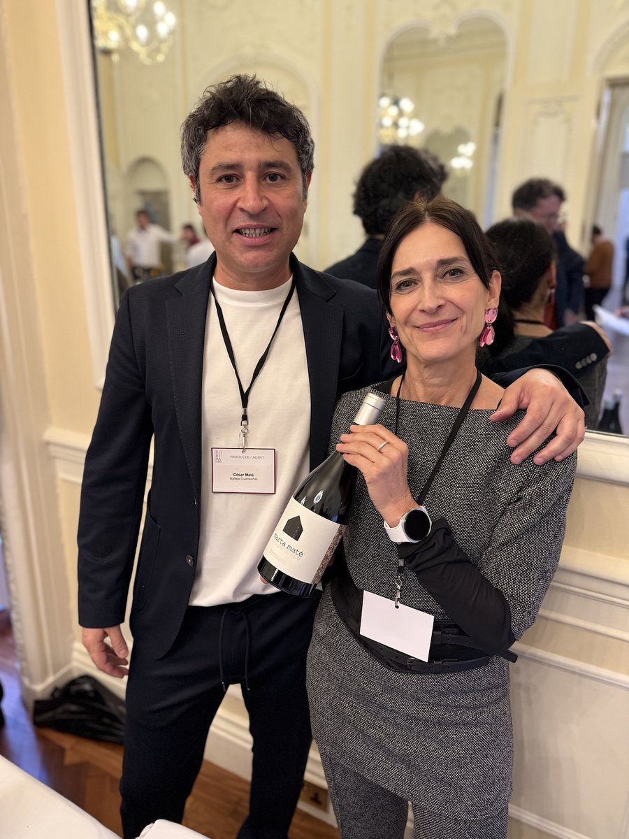 TheBuyer11's tweet image. Discover how Ribera del Duero has become one of Spain’s most dynamic wine regions in just 40 years with a new generation of winemakers making more white and clarete wines, reducing the amount of new oak and using gentler extraction. Top tips click the-buyer.net/tasting/wine/s…