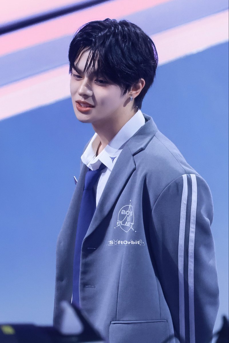 LEOGLOBALPROTEC's tweet image. A thousand miles away but it is never a hindrance for us to show how you mean the world to us. Everything must be quite challenging for you but always remember that Leoz/Allyz will always be here for you. We will never give up on you. The more difficult challenges we encounter,…