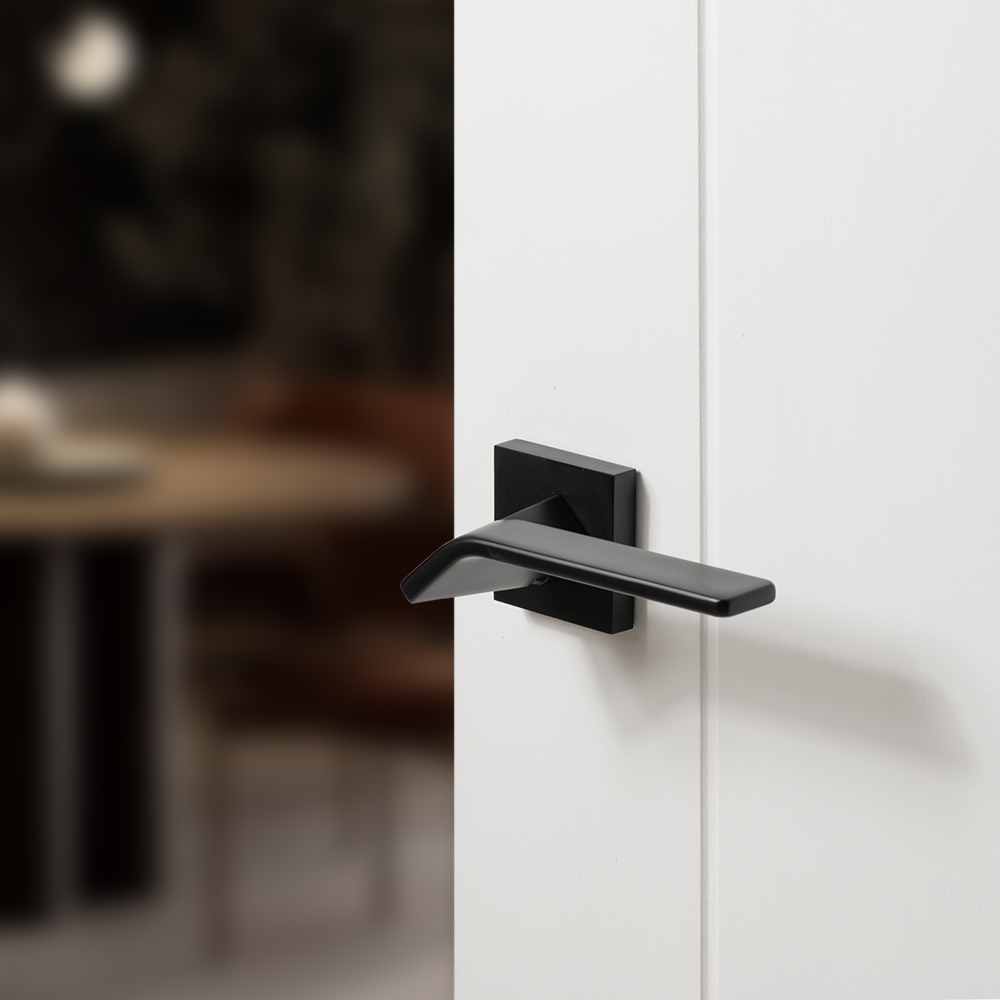 Discover our stunning collection with over 10 unique Oro &amp; Oro lever designs now in stock.

📷 Introducing the Frana in Matt Black – the ultimate finishing touch for your next project.

#AtlanticUK #DoorHandle #Ironmongery #InteriorDesign #MattBlack