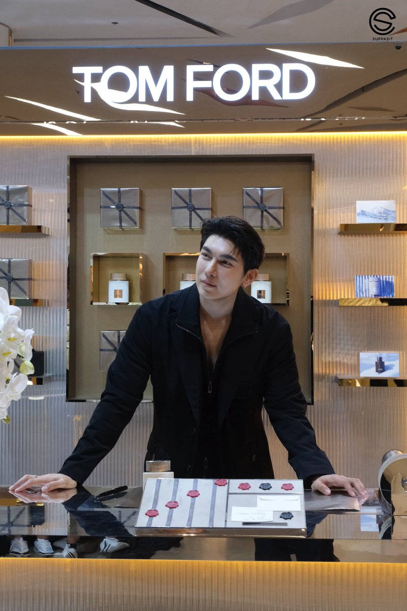 SuppasitChannel's tweet image. vibe‘s today 💞

MEW TOM FORD SOLEIL NEIGE

@MSuppasit
#TOMFORDBEAUTYTHxMEW
#MewSuppasit
#TOMFORDBEAUTYTH #TFSOLEILNEIGETH
#UNCOVERYOURSIGNATURE