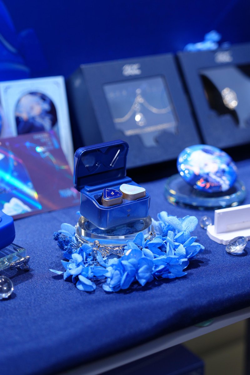 Genshin__Update's tweet image. Some photos from "Furina Endless Solo of Solitude Wireless Earphones Bluetooth Offline Experience Event" 
v.douyin.com/JMhC0Tf_qlA/ 
#GenshinImpact #原神 #원신 #Furina