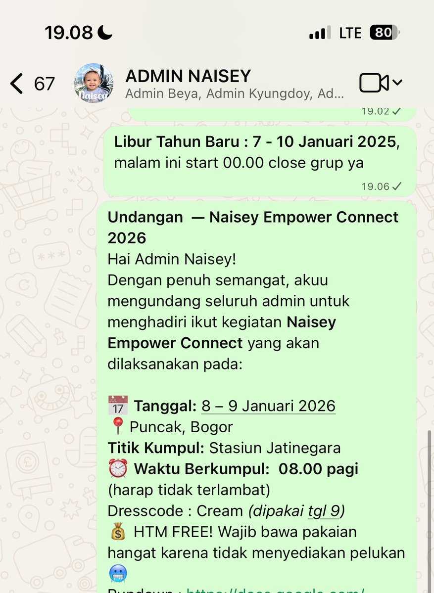 Anninhabitenco's tweet image. Libur dulu mau holiday sama etminku💓🌟