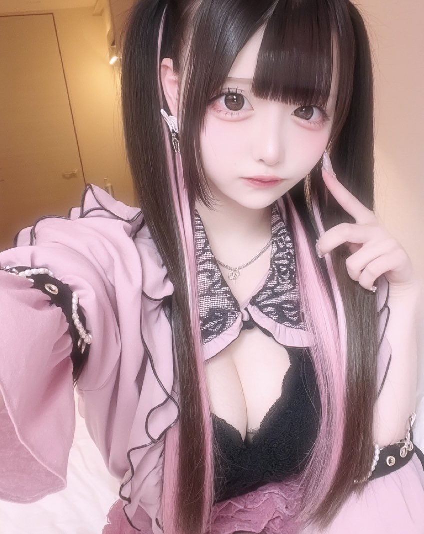 彼氏欲しいなぁ、、w誰かなってくれません？
se×大好き地雷系だけど🥺