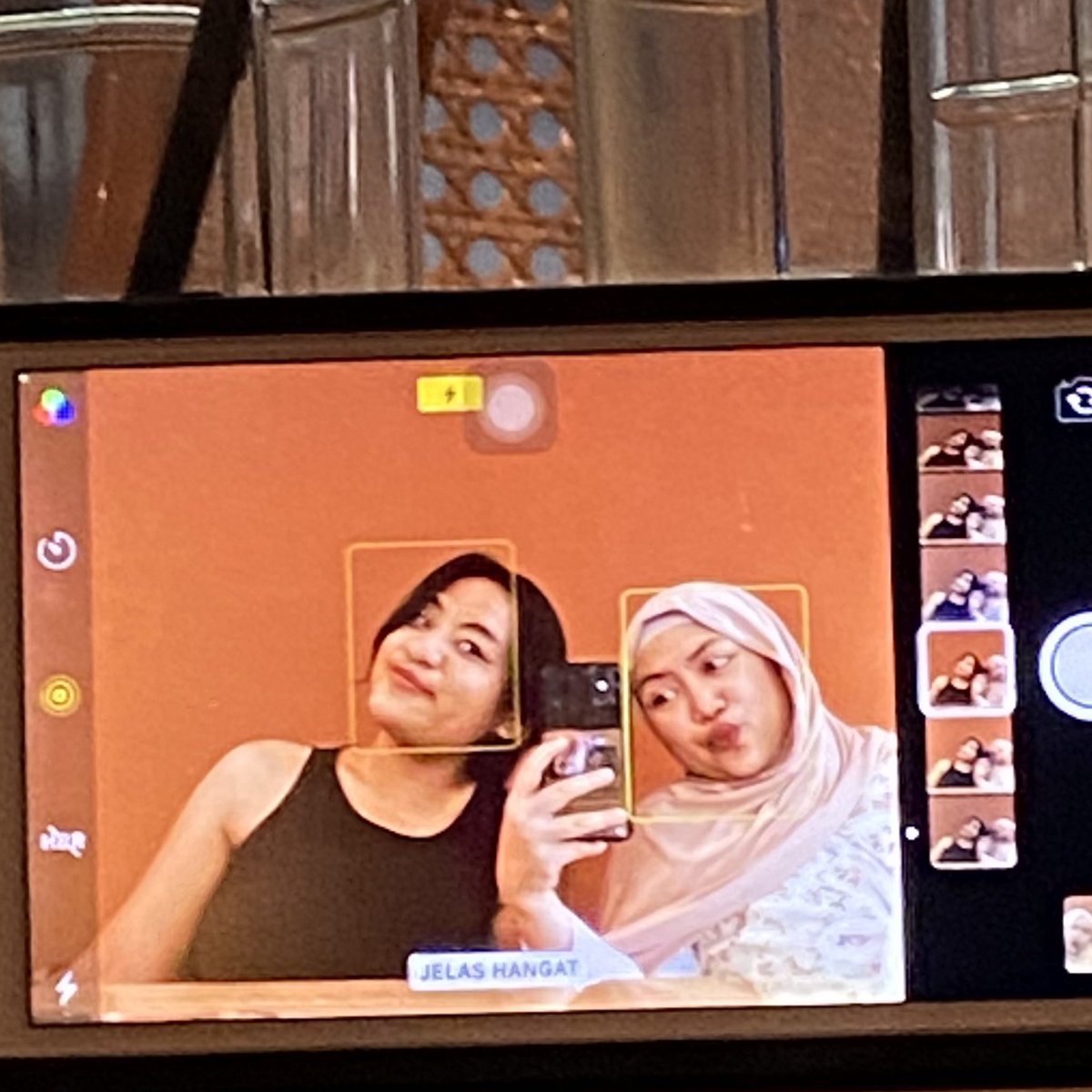 teknikbaik's tweet image. anu kak, inpo loker. 

cm bisa ngelas. ngelas ngelus k