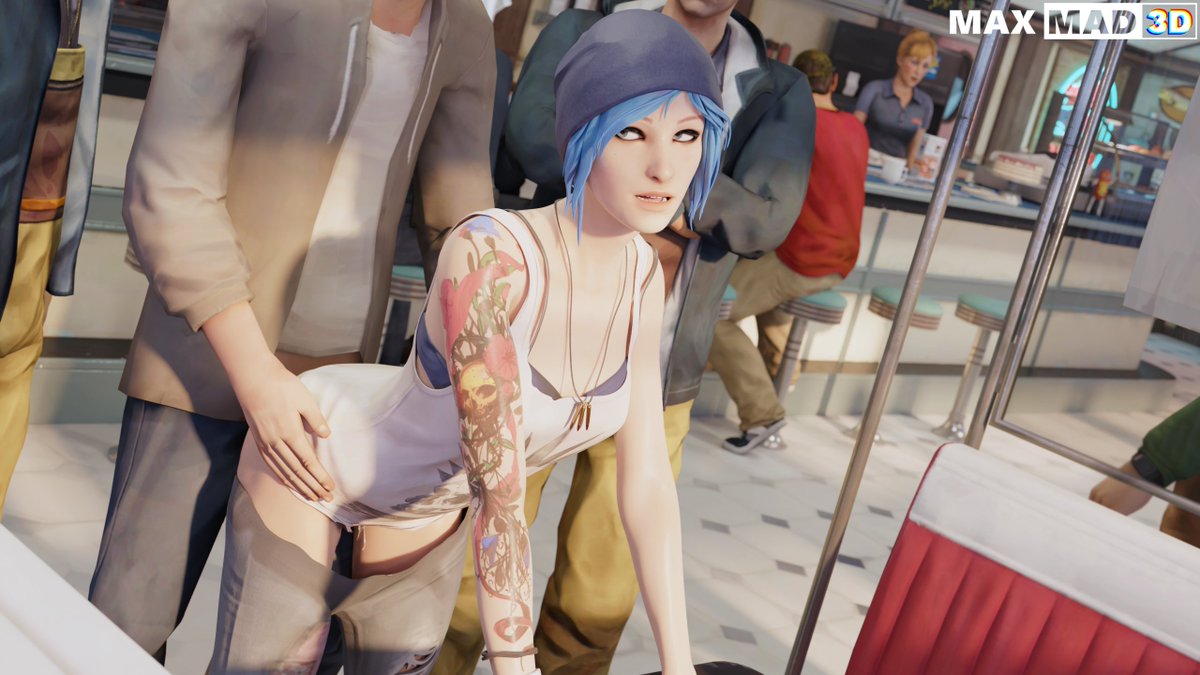 I don't think this was on the menu but Chloe doesn't seem to mind 😏