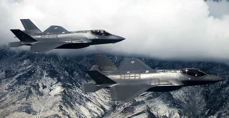 #war Cacciabombardieri nucleari F-35 a #Trapani Birgi. La Difesa stanzia oltre 100 milioni di euro
Colpo di acceleratore al programma di realizzazione del primo Centro internazionale di formazione dei piloti dei cacciabombardieri F-35 fuori dagli USA 
stampalibera.it/2026/01/07/cac…