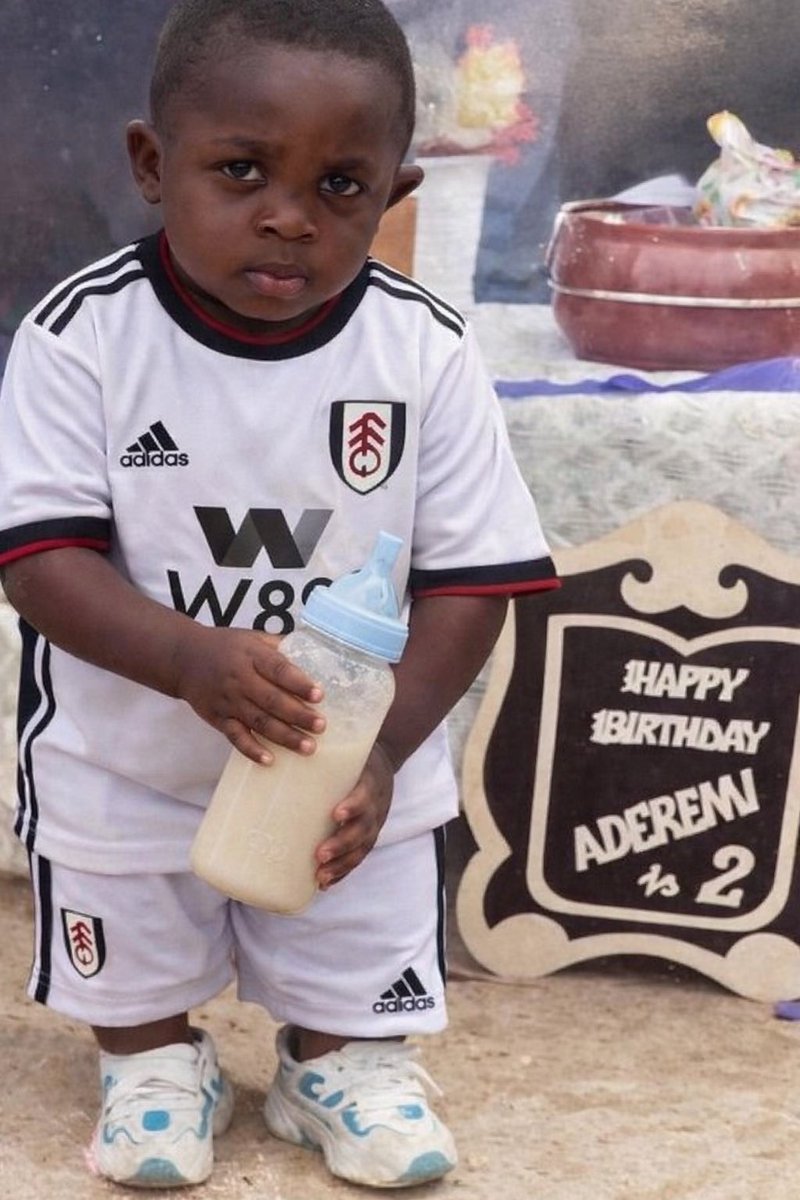 nogojiggy's tweet image. When I dey small if my mama wan give me ogi for bottle I dey tell her make she FULHAM