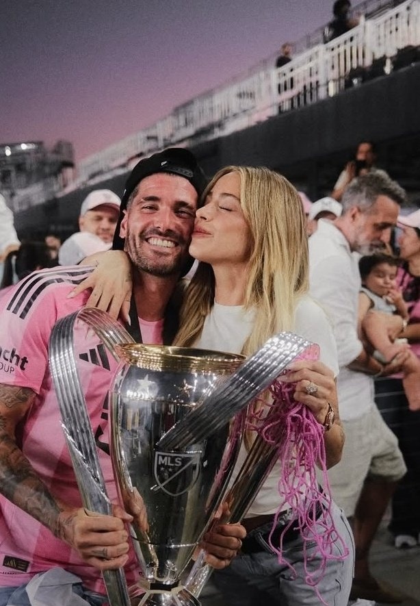 -anoche soñé con vos
-que soñaste 
-no me acuerdo..