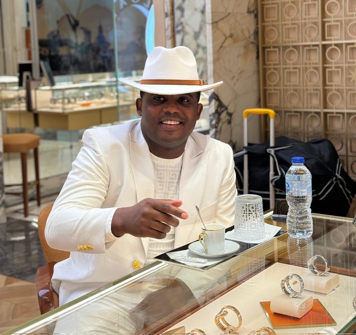 Michael Tshibangu tweet media