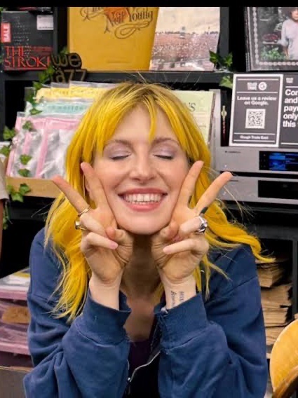 imaIiabiIityx's tweet image. hayley williams