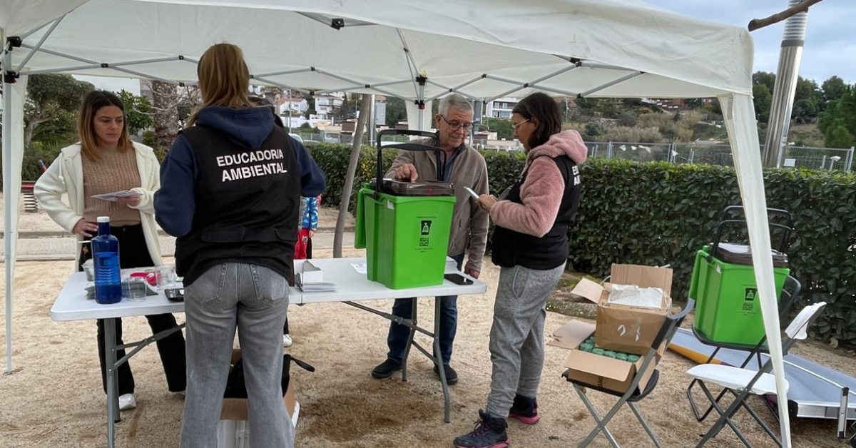 ℹ️ Aquest divendres 9, dissabte 10 i diumenge 11 de gener hi haurà nous punts informatius itinerants sobre la nova recollida selectiva.  
Més info ➡️arenysdemar.cat/document.php?i…