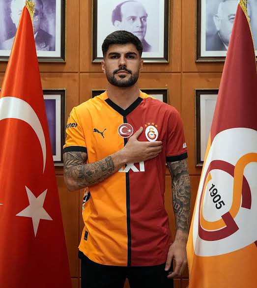 KENDİ MAÇINA BAHİS OYNADIĞINA DAİR BELGE TFF'DE MEVCUTMUŞ. BU ADAM 2 GÜN ÖNCE SAHAYA ÇIKIP GOL ATTI 

ACİL SORUŞTURMA İSTİYORUZ @Adalet_bakanlik