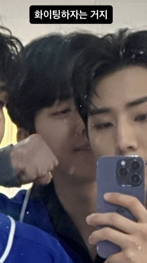 summerlikedw's tweet image. 형만없으면내가ㄷㅇㅅㅅ고양이